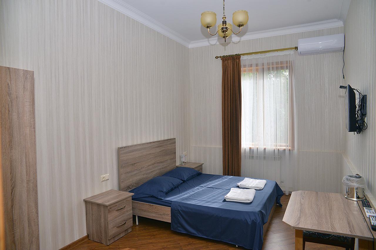Center Villa Koetaisi Buitenkant foto