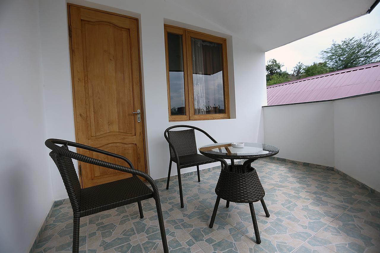 Center Villa Koetaisi Buitenkant foto