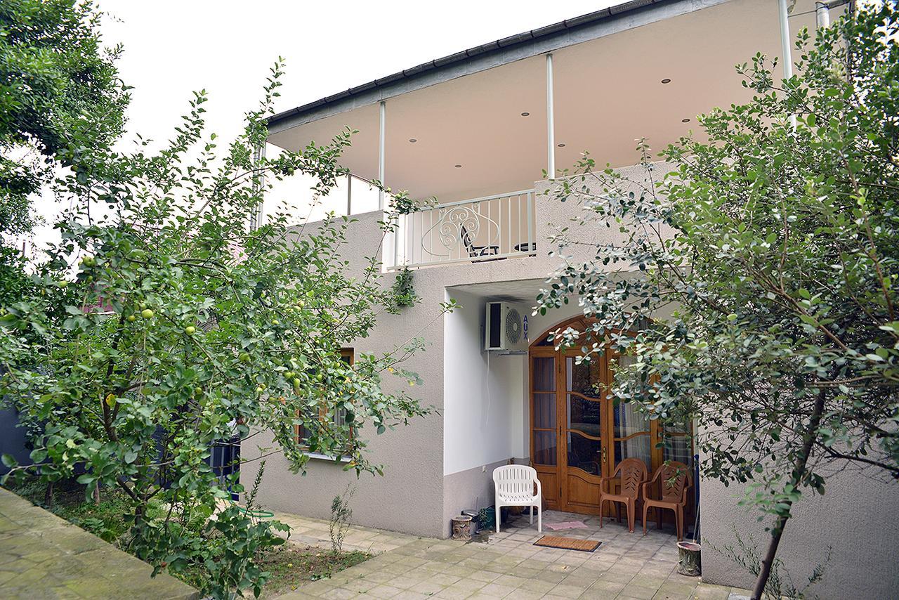 Center Villa Koetaisi Buitenkant foto