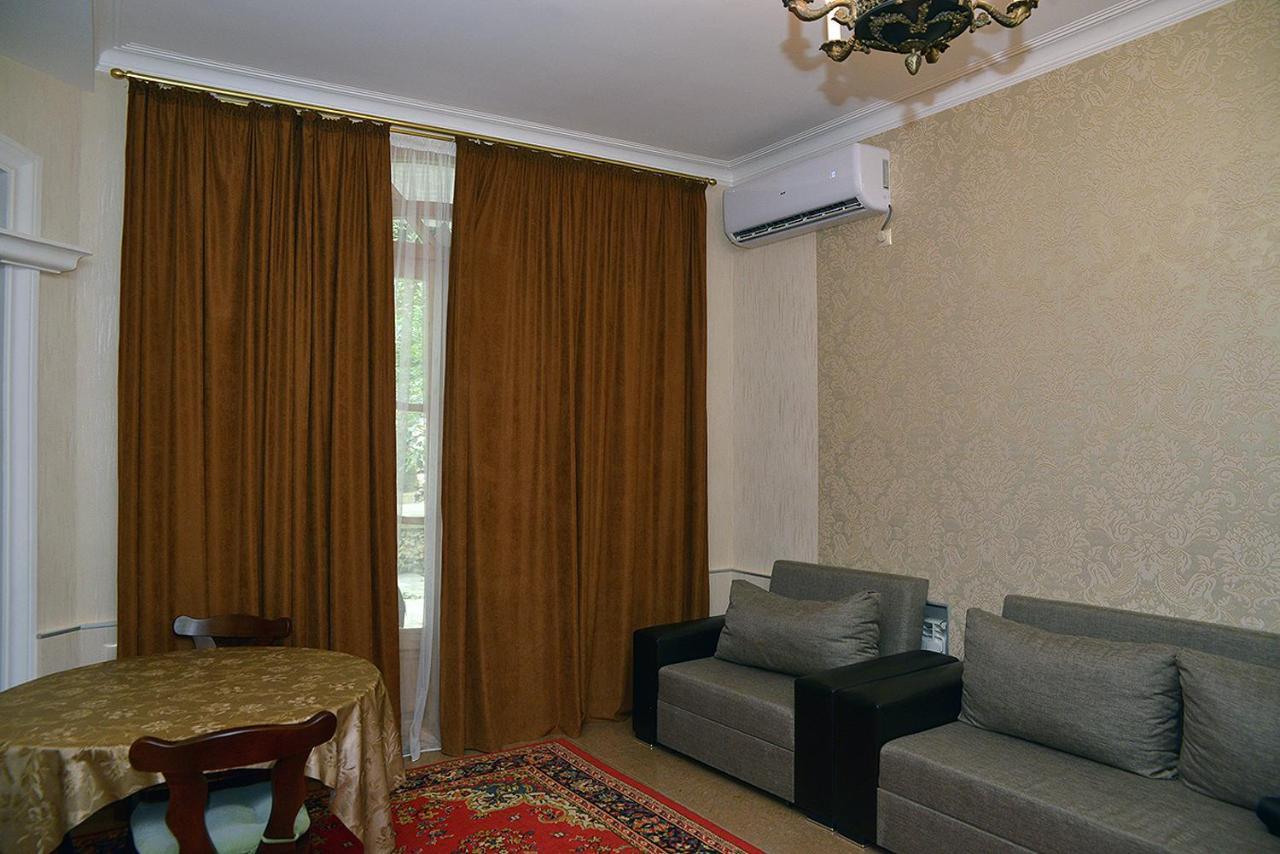 Center Villa Koetaisi Buitenkant foto